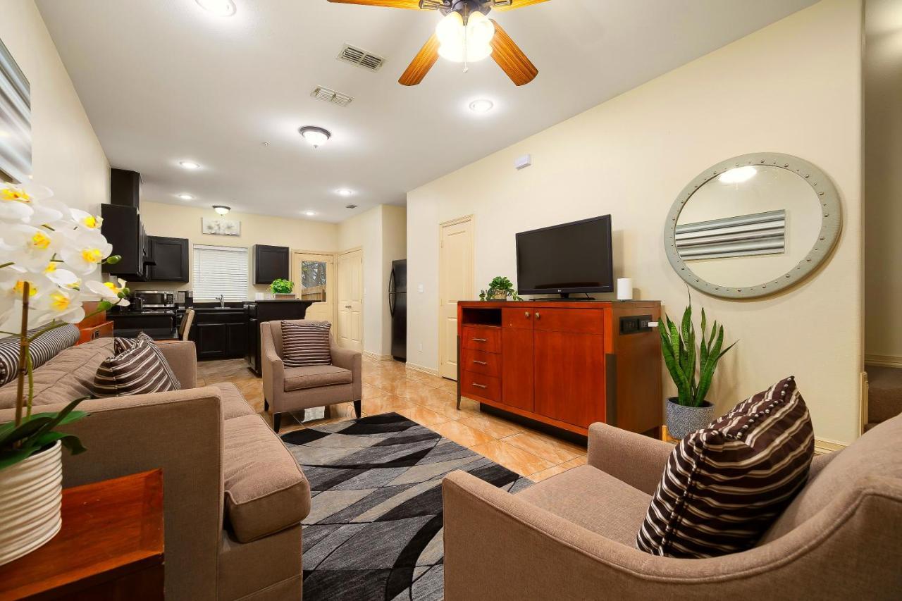 Hummingbird Haven 3 With Patio Apartman Pharr Kültér fotó